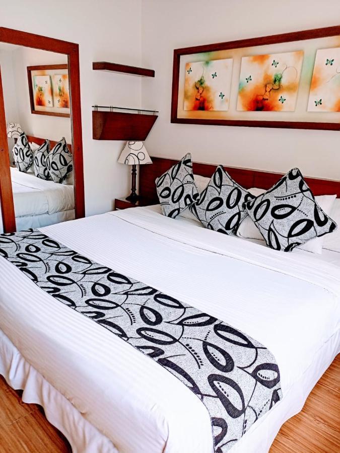 Hotel Marbella Chico 波哥大 外观 照片