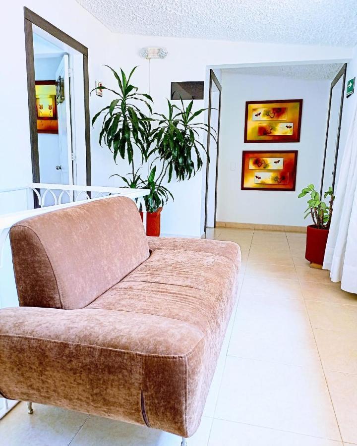 Hotel Marbella Chico 波哥大 外观 照片