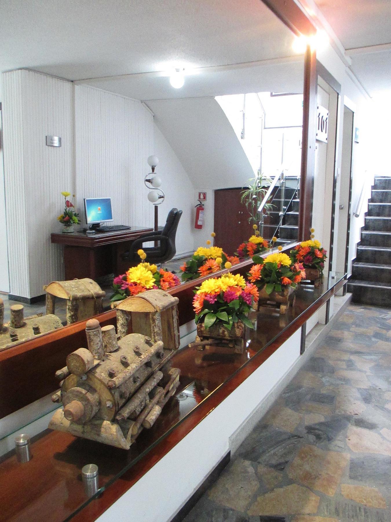 Hotel Marbella Chico 波哥大 外观 照片