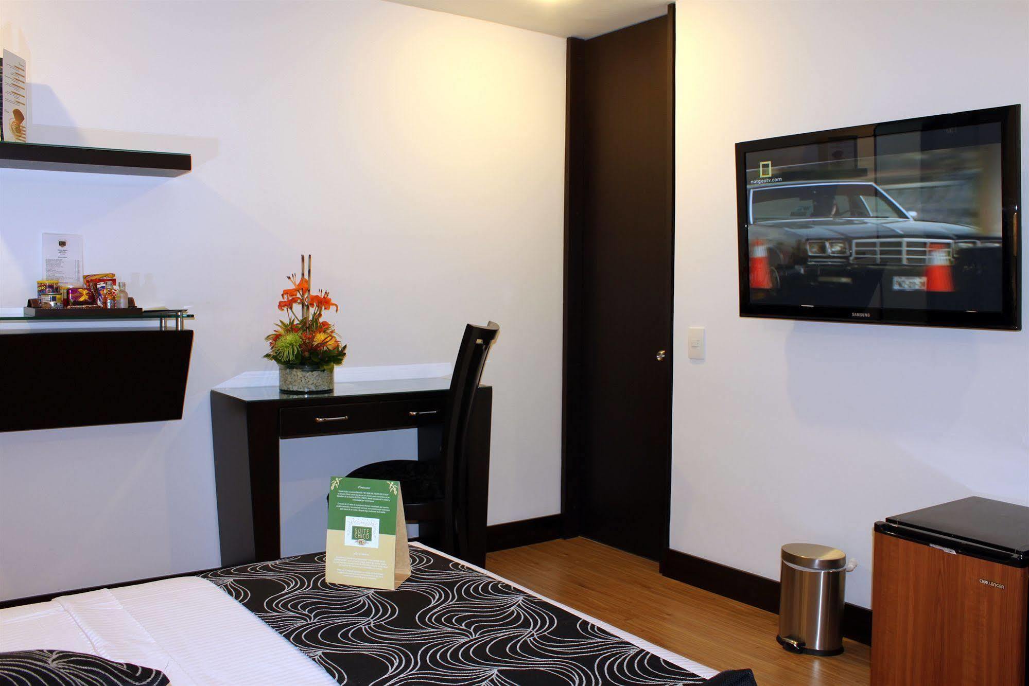 Hotel Marbella Chico 波哥大 外观 照片